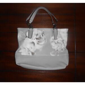 Simply Vera Wang Purse Handbag